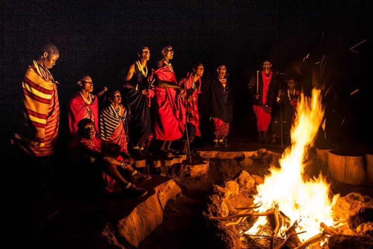 Campfire in tanzania4