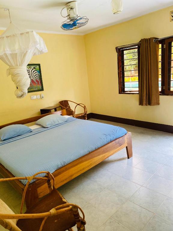 Fig Tree Lodge & Camp2
