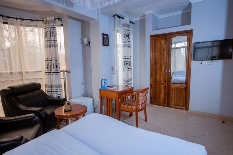 VINCE HOTEL 2